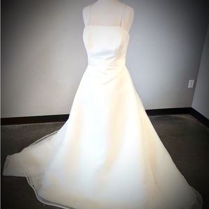 Da Vinci Classic Wedding Dress Size 14